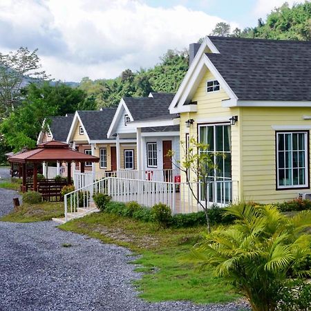 Evie Mae Resort Ban Cha-om Exteriör bild