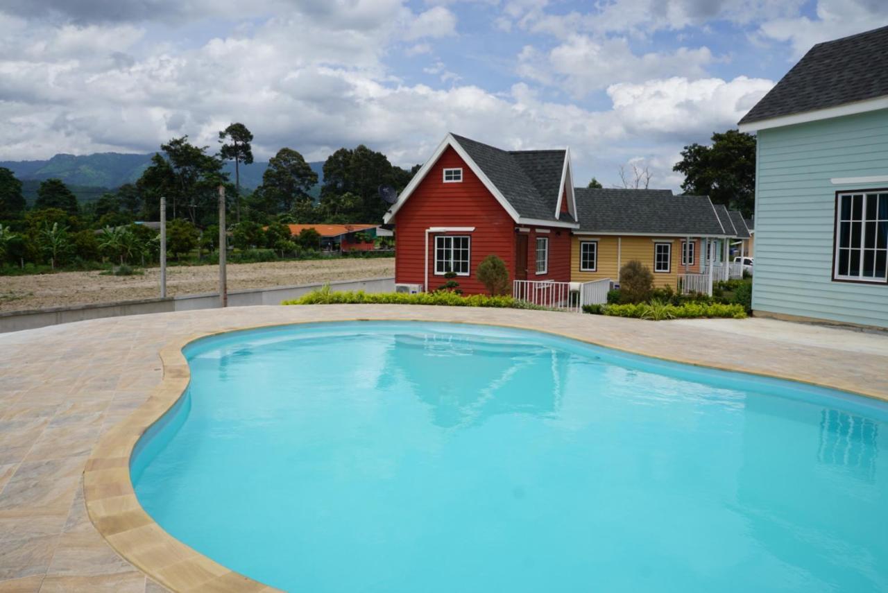 Evie Mae Resort Ban Cha-om Exteriör bild